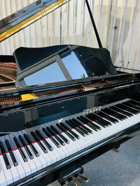 Yamaha C7B